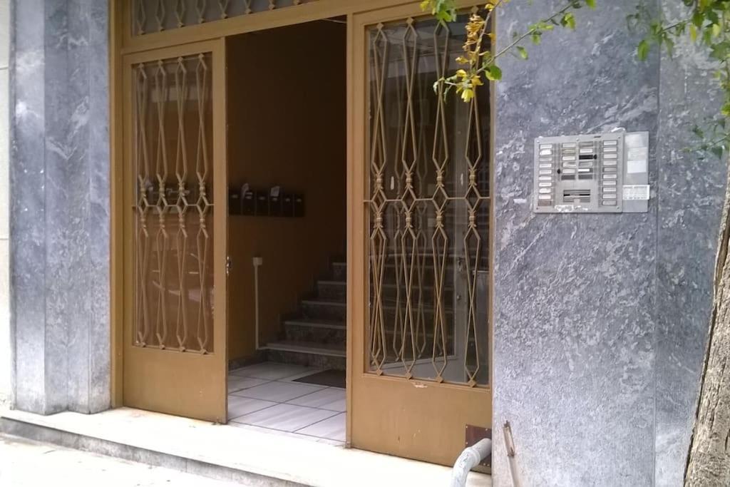 Private Bedrooms In Shared Apartment 135 Sm Athens Center Esterno foto